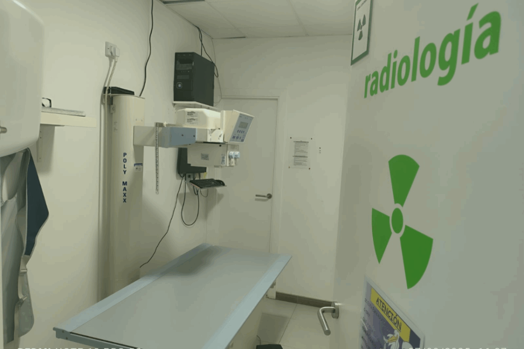 instalaciones sala diagnóstico por imagen centro veterinario Asis